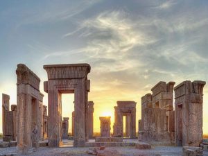 سکه همای سعادت طرح کاخ تچر - تصویر دوم